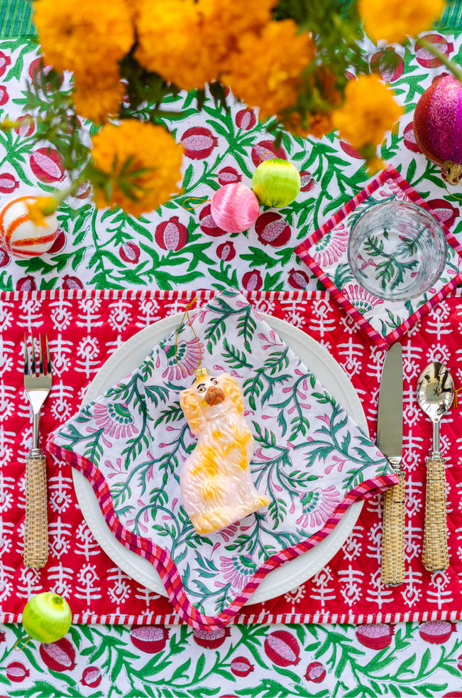 SURPRISE YOUR DINNER PARTY GUESTS